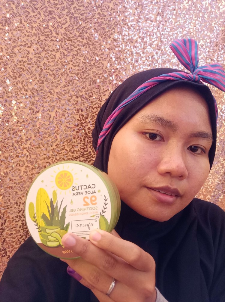 [Review] Ademnya N'Pure Cactus Aloe Vera 92 Soothing Gel With Lemon Beads