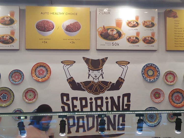 Lauching Restoran Padang Fast-Food Pertama Di Indonesia 