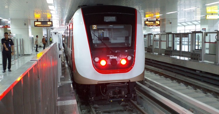 Mudah Naik LRT Jakarta Dengan JAK-24