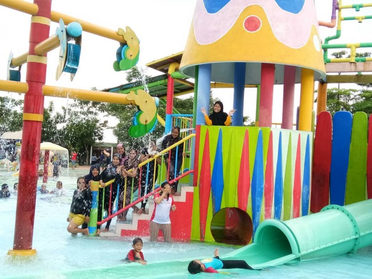 Liburan Seru Bersama Keluarga Di Transera Waterpark Bekasi